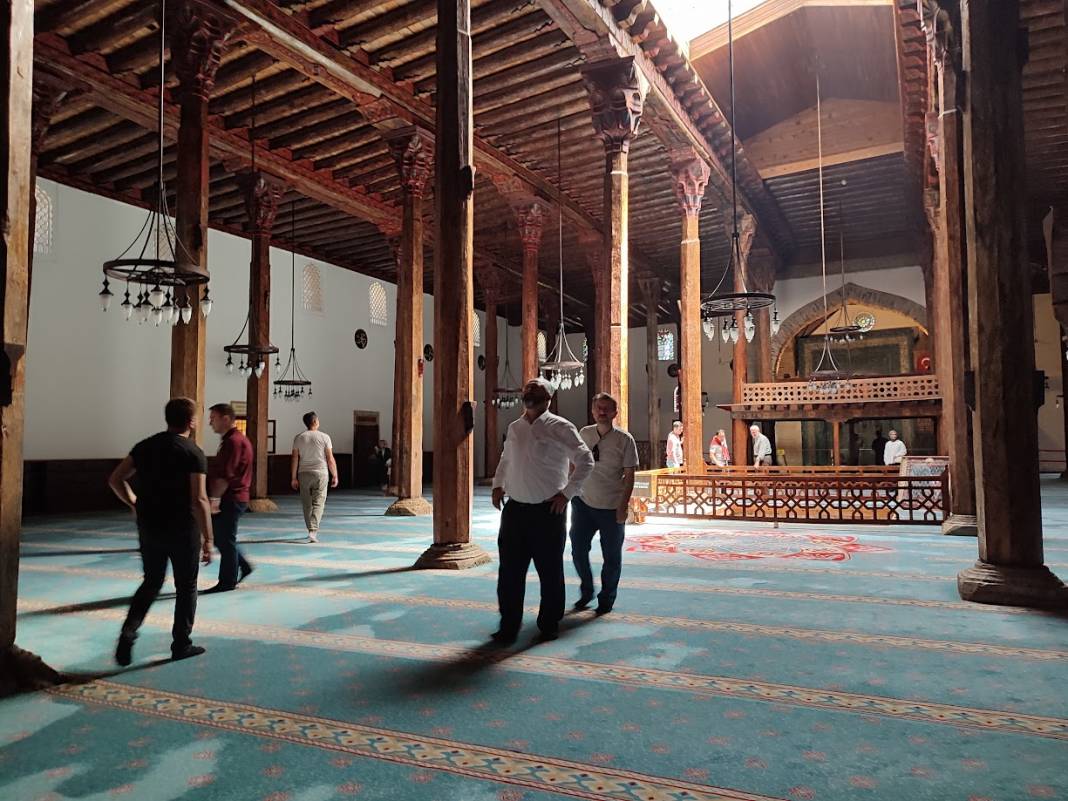 Konya’nın “Çivisiz Camii” ziyaretçi rekoru kırdı 7